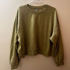 Old Navy Women's pistachio Crew Neck Sweater